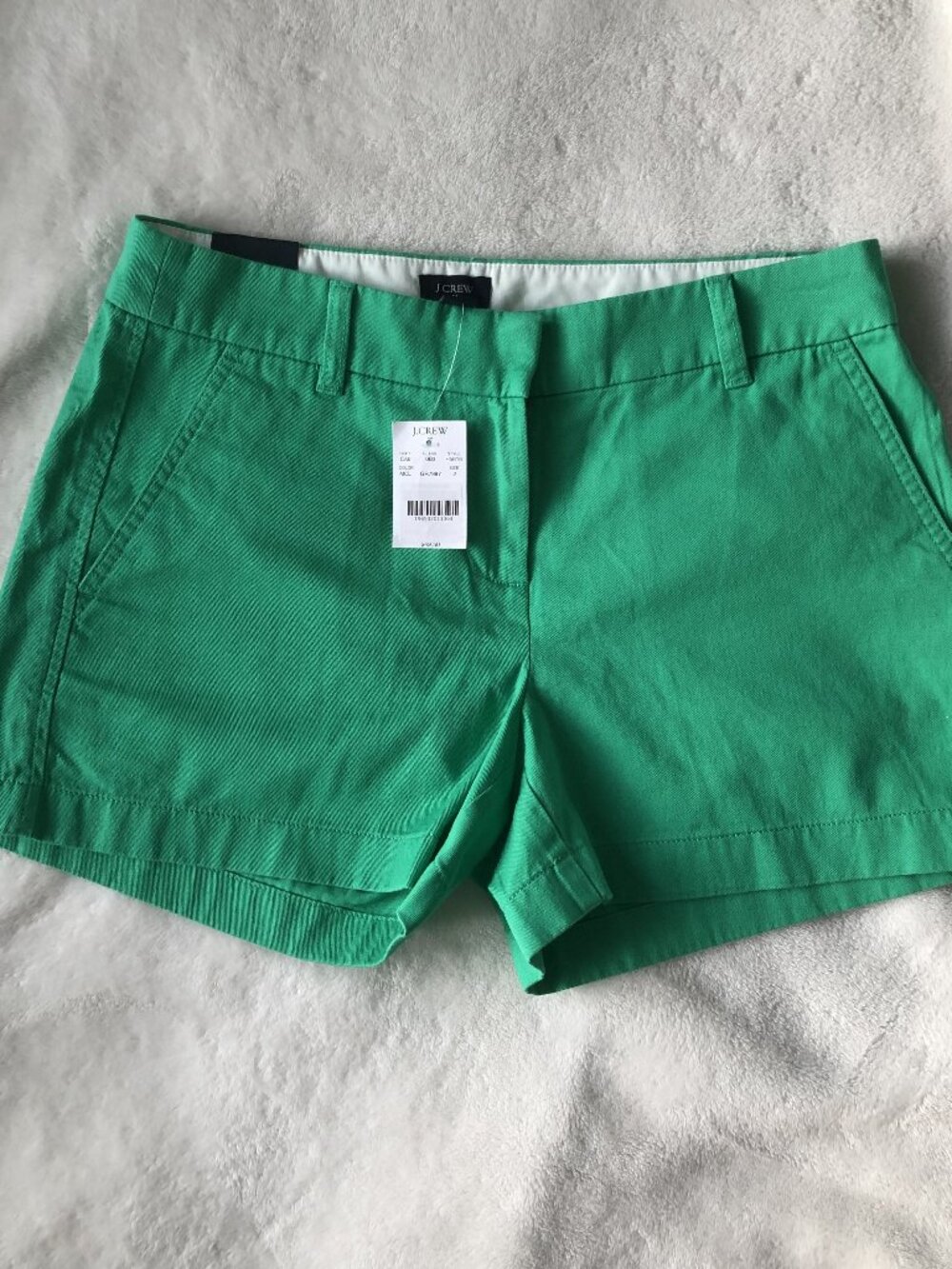 NWT J. Crew Vibrant Green Classic Chino Short 3.5” Size 2